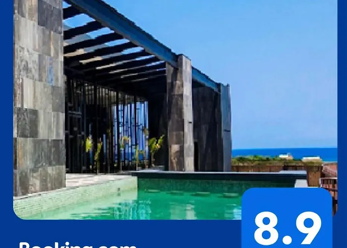 Seascape Near The With A Sea-view Rooftop And Infinity Pool *